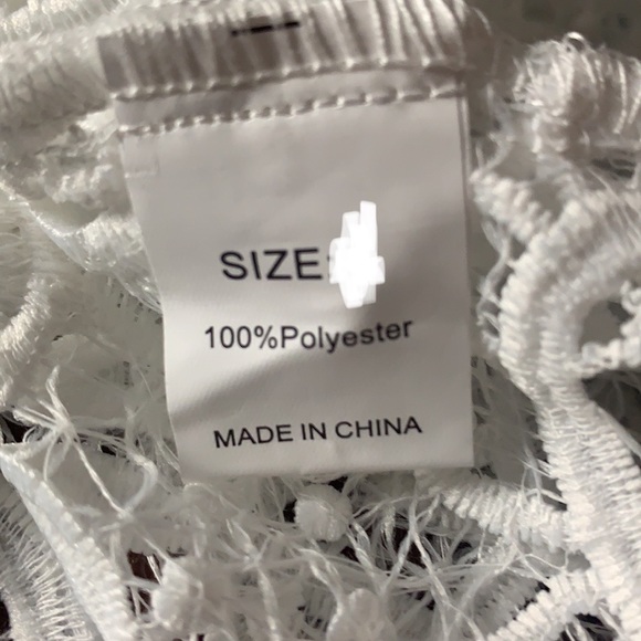 Boho White Scalloped Sleeves Beach Crochet Coverup - Picture 8 of 9